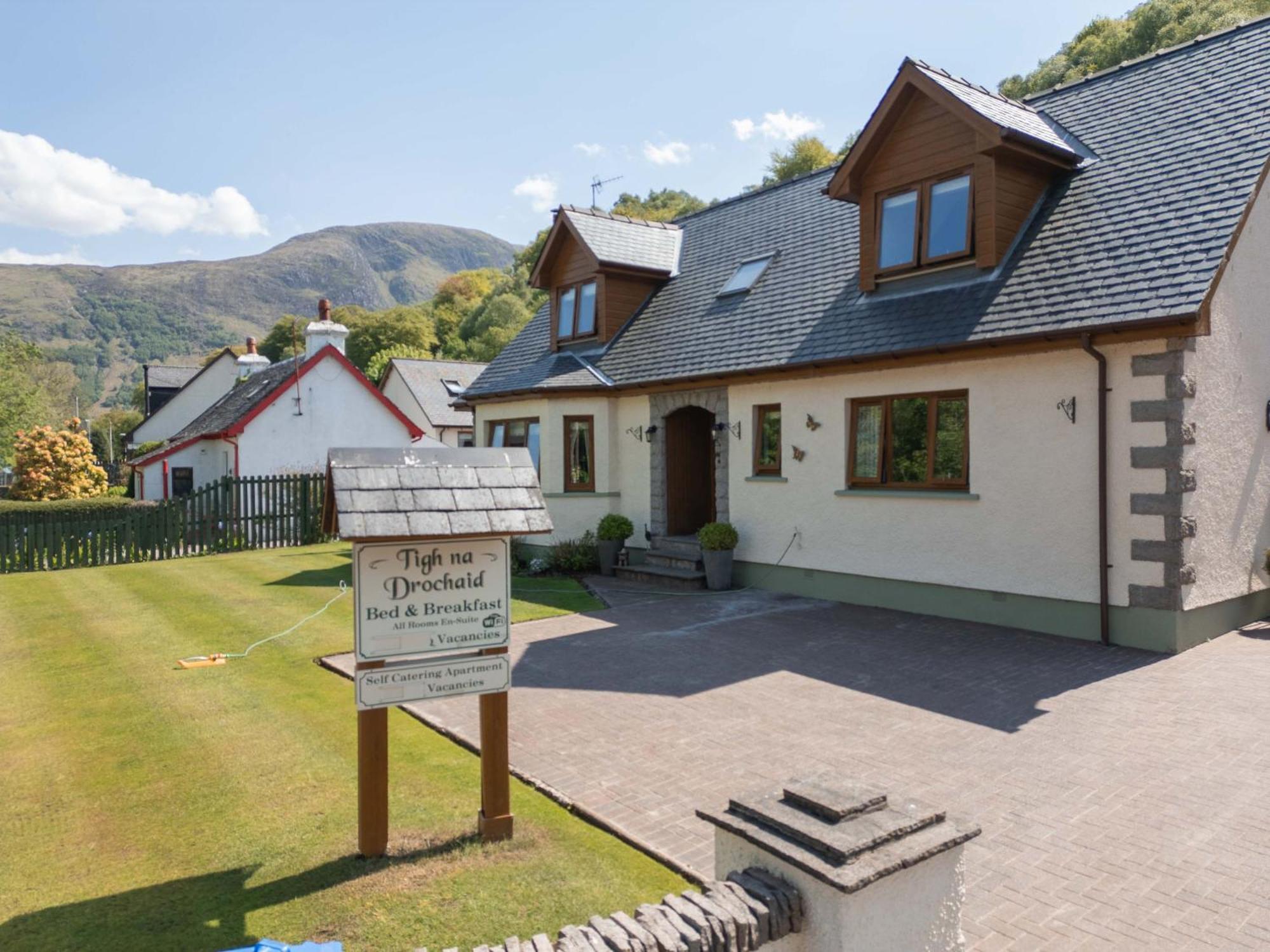 Self Cateringone Bedroom Apartment Fort William Exterior photo